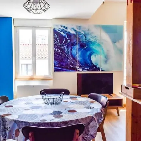 Appartement Renove 2 Chambres, Centre-Ville, Parking Inclus - Fr-1-197-467 *