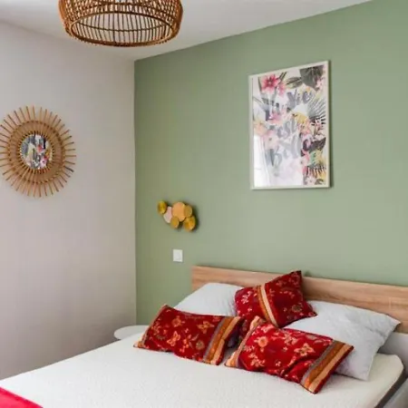 Apartman Appartement Renove 2 Chambres, Centre-Ville, Parking Inclus - Fr-1-197-467