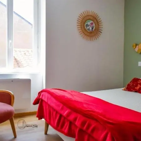 Appartement Renove 2 Chambres, Centre-Ville, Parking Inclus - Fr-1-197-467