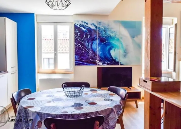 Appartement Renove 2 Chambres, Centre-Ville, Parking Inclus - Fr-1-197-467 *