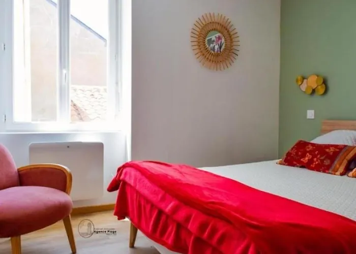 Appartement Renove 2 Chambres, Centre-Ville, Parking Inclus - Fr-1-197-467